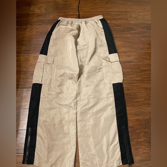 The Ragged Priest Cargo Pants Size 8 - Picture 6 of 6